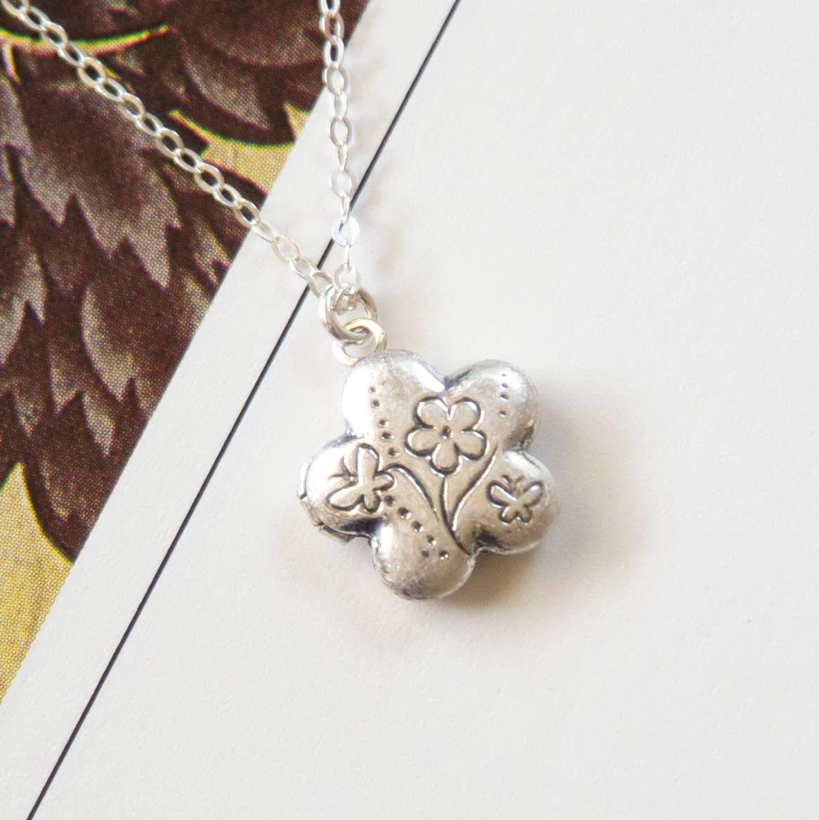 Vintage Silver Flower Locket Necklace