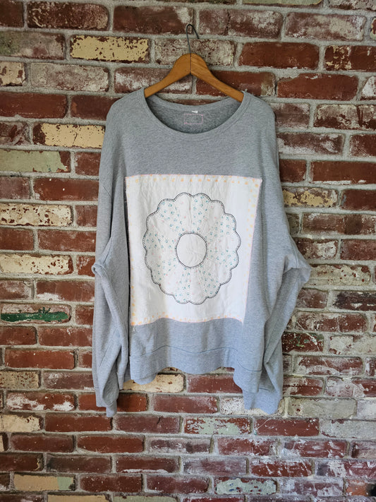 The "Lucky" Crewneck - Gray Crewneck with White Floral Dresden Plate