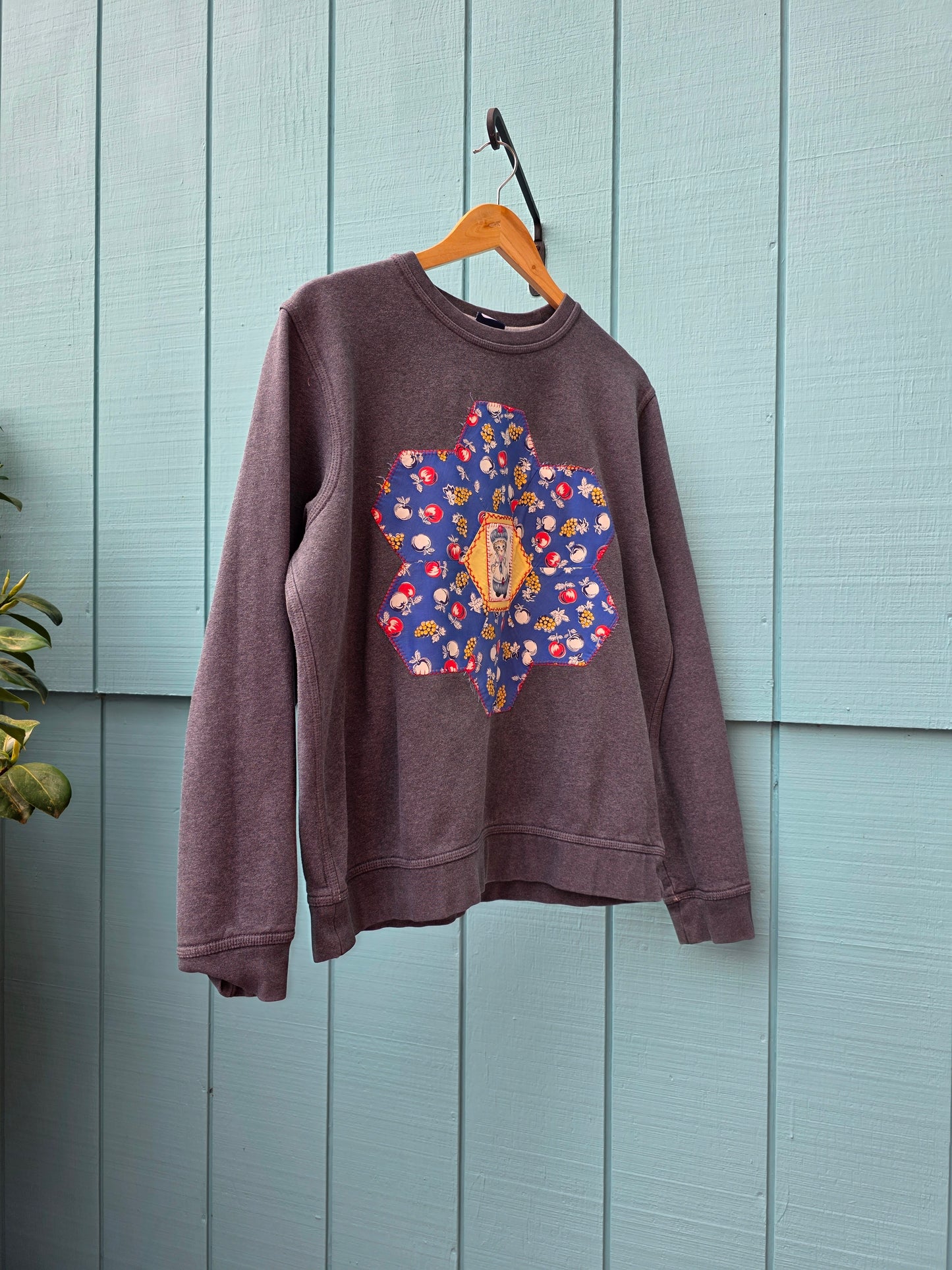 The Sodo Crewneck - Upcycled Gray Crewneck with 1930s Quilt Patch & Vintage Cat Patch