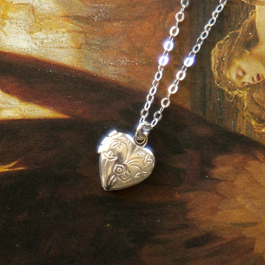Vintage Tiny Silver Heart Locket Necklace