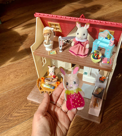 Strawbunny Hair Claw