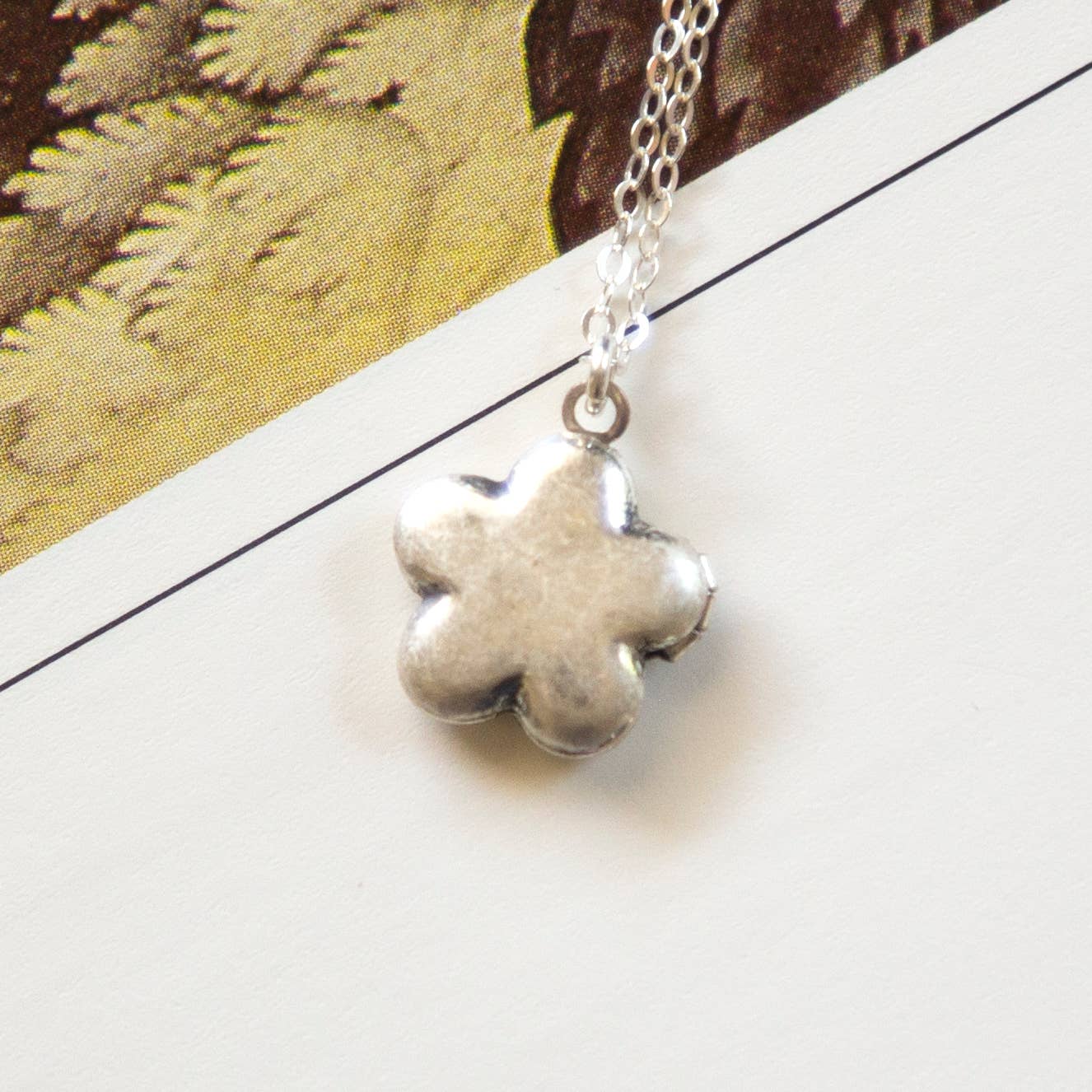 Vintage Silver Flower Locket Necklace