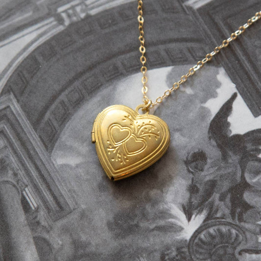 Vintage Medium Heart Locket Necklace