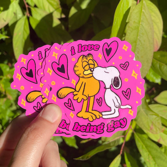 Gay Pride Sticker- Garf & Snoopy Kissing