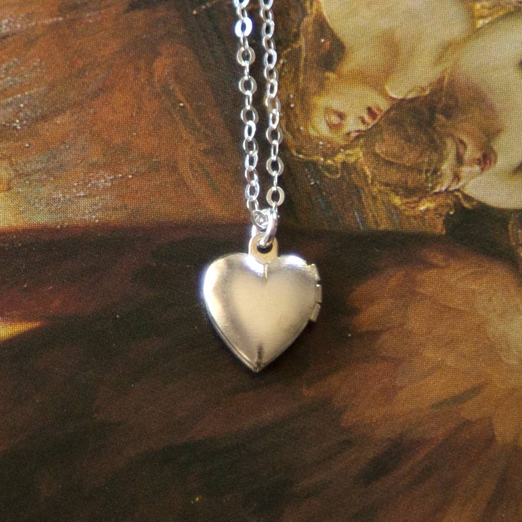 Vintage Tiny Silver Heart Locket Necklace